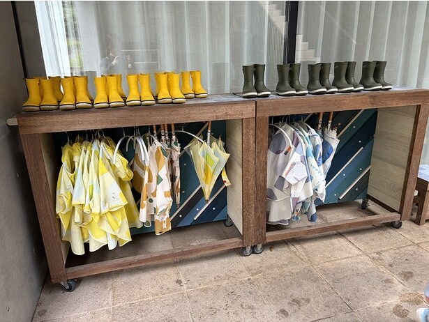 子ども用の雨具も用意されていた