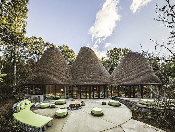 アクティビティ施設「POKO POKO」。カフェも併設されている