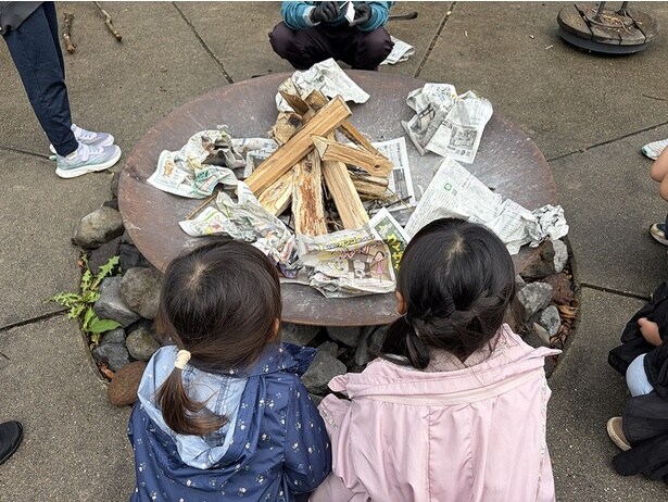 火をつける瞬間も間近で見学