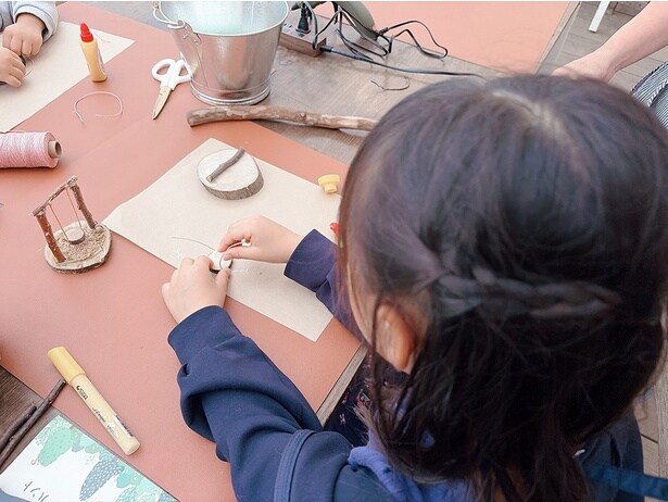 自分でできるところはやりつつ、工具などを使うシーンでは大人がフォロー