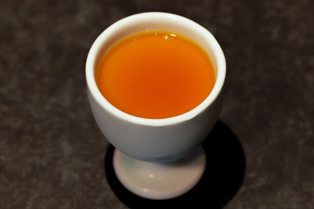 「ほうじ茶プリン」(「赤坂 おぎ乃」のアレンジメニュー)