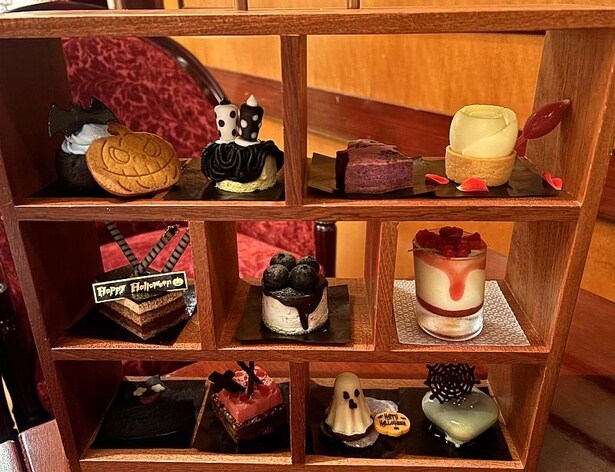 「ハロウィンアフタヌーンティー」は遊び心たっぷりのスイーツがそろう