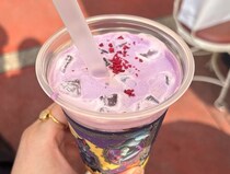 紫の斬新ドリンクも！東京ディズニーランド＆ディズニーホテルで注目のハロウィーングルメ