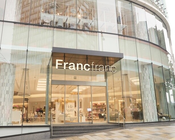 Francfrancがインテリア提案型の店舗へリニューアルオープン。従来のフェミニンに加え、ナチュラルやモダンなど9種類のテイストが登場