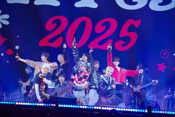 &TEAMは“コチるダンス”が印象的なオリジナル楽曲「放課後宇宙」をサプライズ披露