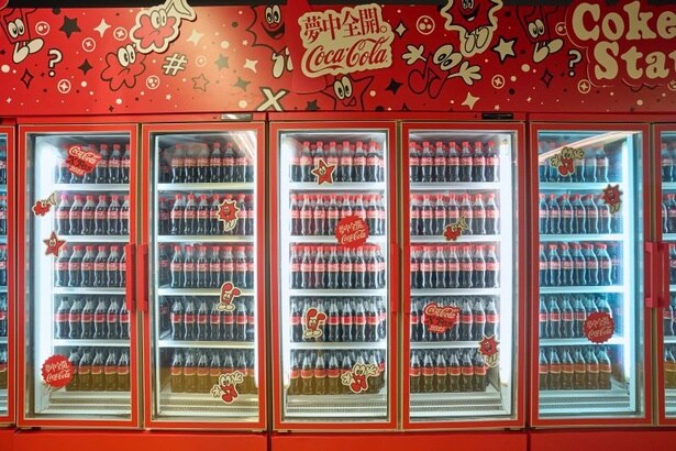 テイクフリーの「コカ･コーラ」も大人気だった