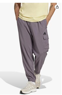 動きやすく、合わせやすい。モダンに仕上げたカーゴパンツ【アディダス】のロングパンツがAmazonに登場中‼