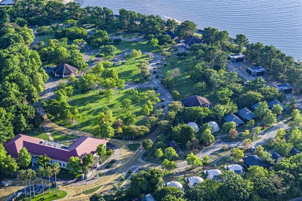 「赤穂シーサイドパークグランピング」の敷地