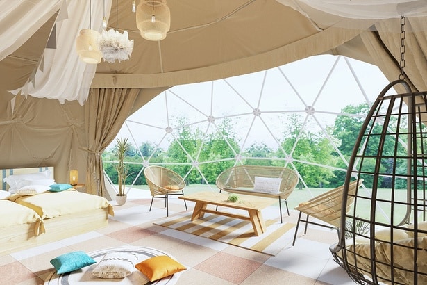 ドームテント内