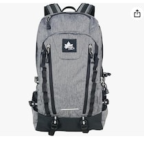 通勤も通学も、快適に。収納力と背負いやすさを両立した大型ディパック【ロゴスパーク】のリュックがAmazonに登場中‼