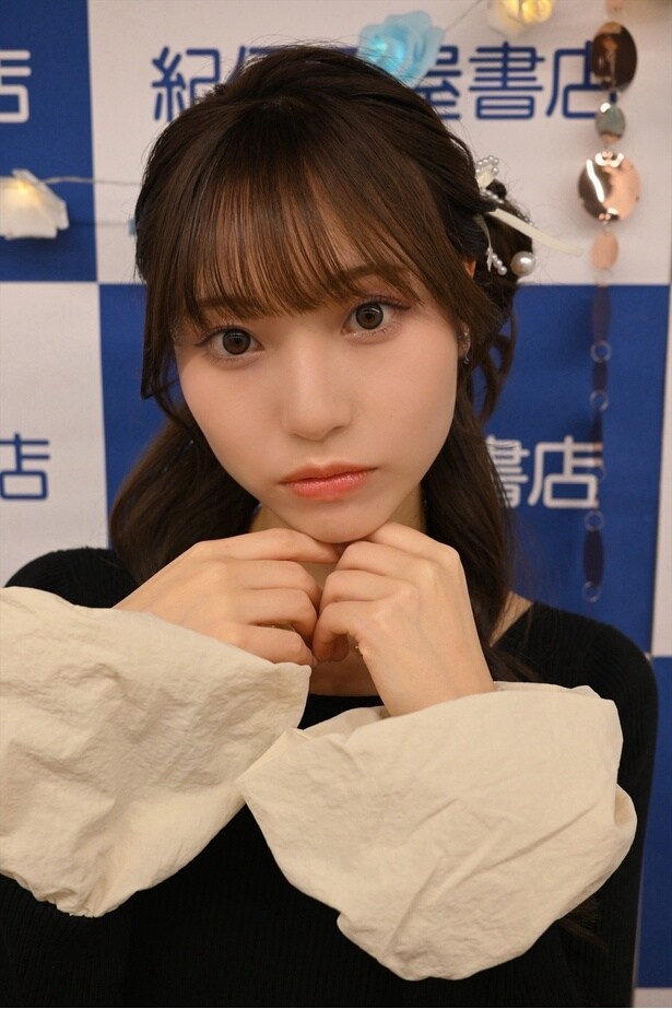 新潟でファンと会うのはグループ卒業後初ということで、会場は盛大に盛り上がった