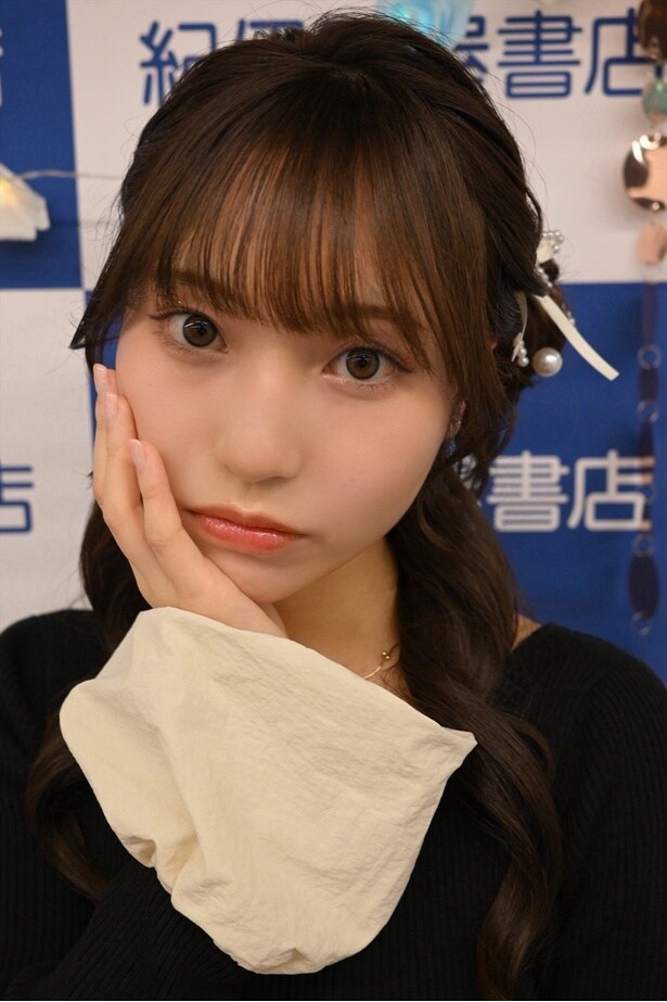 「お渡し会を開催することでやっと自分が写真集を出すという実感が湧いてきました」