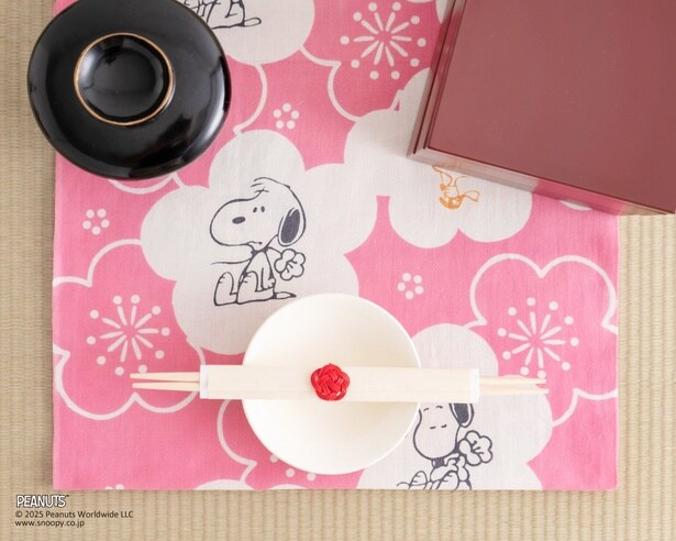 「梅文様スヌーピー」(1760円)