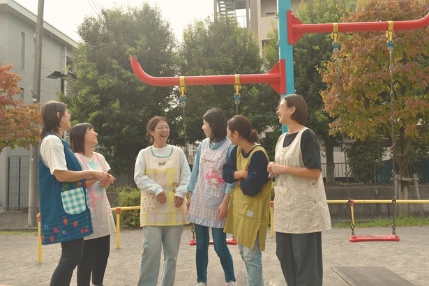 保育士さん、幼稚園の先生、助産師さん、看護師さん、子育てを経験した先輩ママさんなど、さまざまな方が“頼ってさん”として活躍している