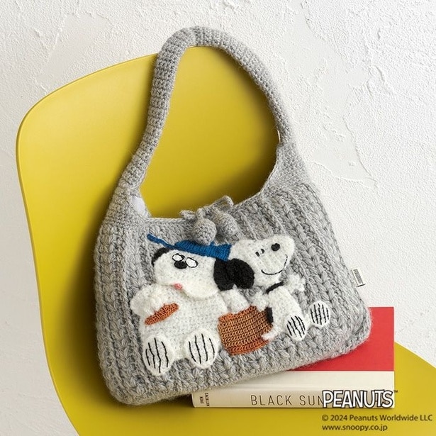 「バッグ＜スヌーピーとオラフ＞(編み物 材料セット)」(8250円)