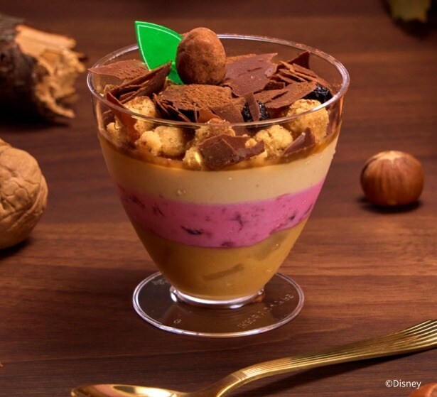 『チップ＆デール』Trésor d’Automne 洋梨とベリーのミルクティーパルフェ