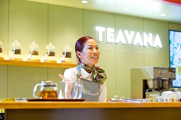 ストアマネージャーの藤井さんは、「日常を忘れて心が満たされる時間を。その余韻が、誰かへの優しさにつながればいいですね」と、ティーならではの楽しみ方を提案してくれた