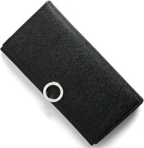 高級感あふれるデザインが魅力の【ブルガリ】のレザー財布！Amazonで販売中！