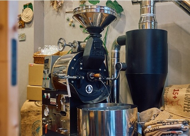 機械の仕組みから焼き方まで精通した「フジローヤル」を使用