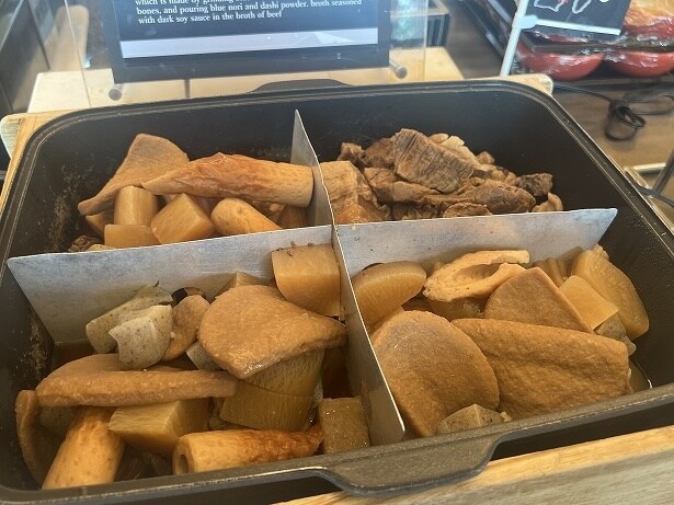 静岡おでんの「黒はんぺん」はマストで食べたい