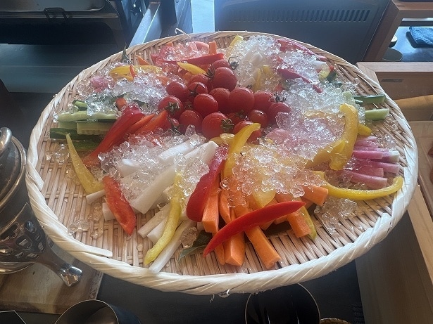 みずみずしい野菜でサウナ後のビタミン補給