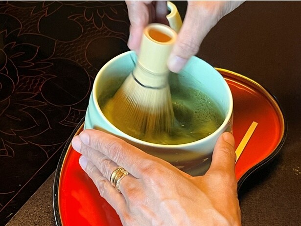 お茶の点て方についての説明書もあるので、初めてでも安心