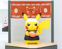 伝説のポケモンがお出迎え！リニューアルオープンした「ポケモンセンターフクオカ」の見どころを紹介