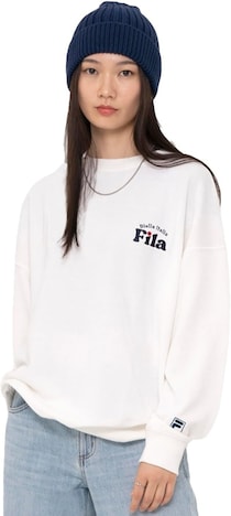 ゆるっと可愛く旬のスタイルに！話題の【フィラ】の冬用トップスがAmazonで販売中！