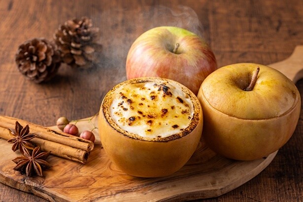 シナモンとスターアニスが香る、まるごとりんごグラタン