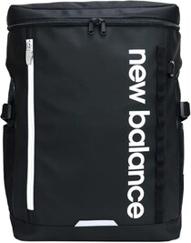 撥水×大容量で使い勝手最高！【ニューバランス】の万能リュックが毎日の相棒になる。Amazonで販売中！