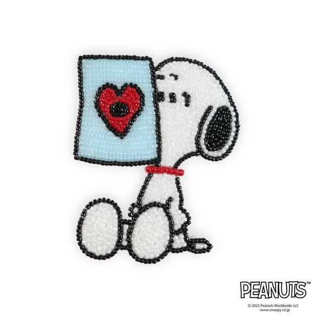 「スヌーピー ビーズ刺しゅうキット(スヌーピー)」(各2750円)