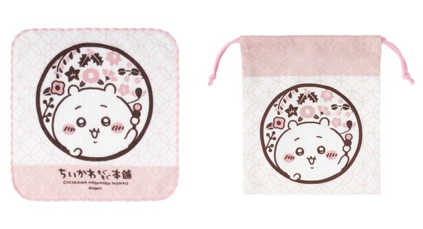 写真左から「ガーゼハンドタオル」(825円)、「ほどよいサイズの巾着」(1320円)