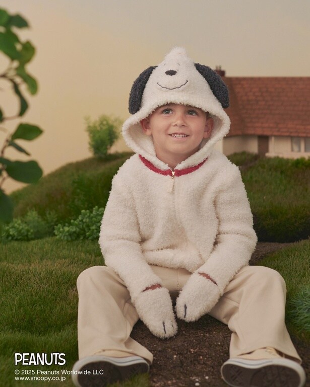 「KIDS スヌーピーパーカ」(1万120円)