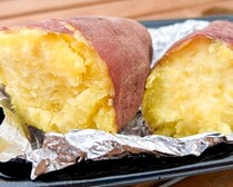 いも好き必見！定番から変わり種まで約30種類のやきいもメニューが集まる「やきいもフェス TOKYO 2025」に行ってきた