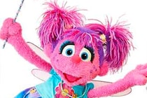 セサミストリートのアビーってどんなキャラクター？プロフィールや家族、キュートなグッズまでたっぷり紹介