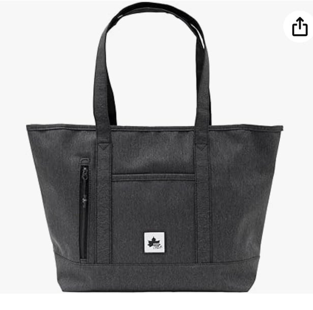 雨にも汚れにも強い。軽くて大きい、頼れるショルダー【ロゴスパーク】のバッグがAmazonに登場中‼