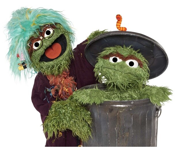 家族やペットのミミズなど、オスカーをとりまくキャラクターたちも個性豊か