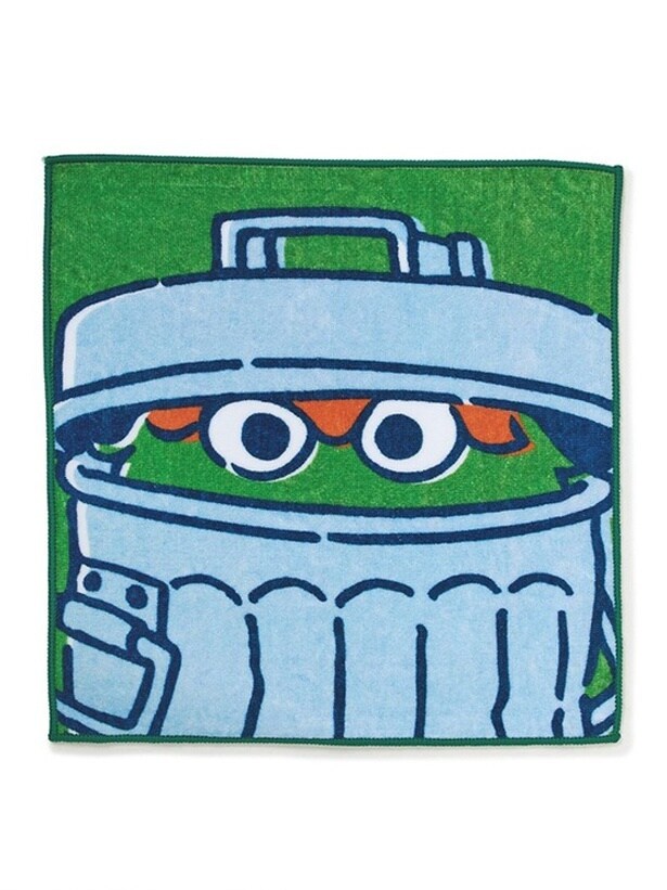 「カラフルアートハンドタオル」(990円)