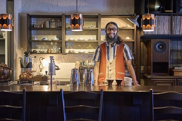 店主の山嵜さん