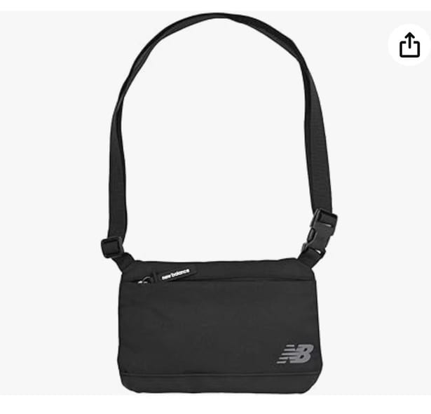 すっきり、軽やか。毎日に寄り添うベーシックポーチ【ニューバランス】のバッグがAmazonに登場中‼