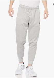 動きやすく、揃えやすい。チームで着たいスウェット【ニューバランス】のパンツがAmazonに登場中‼