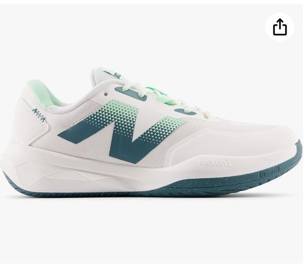 動きやすさも、合わせやすさも。足元に寄り添う一足【ニューバランス】のスニーカーがAmazonに登場中‼