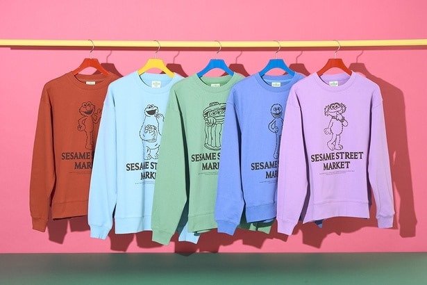 「裏毛プルオーバー(大人)」(各8910円)