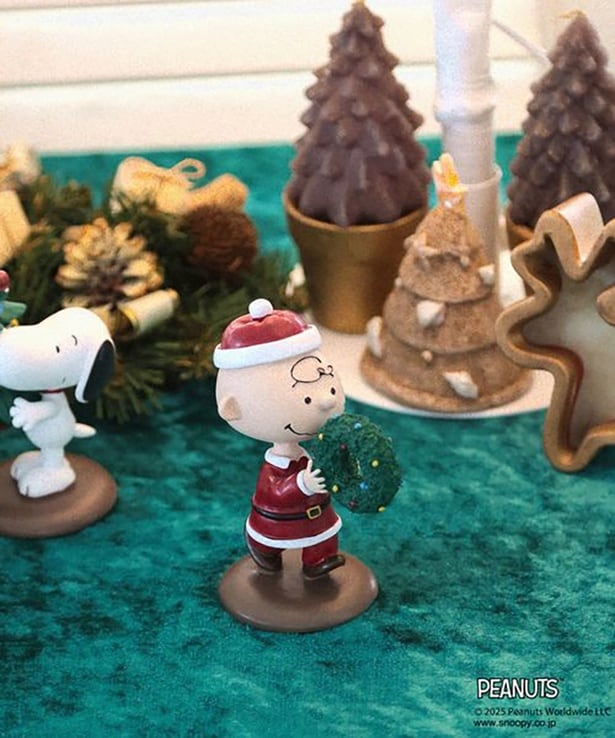 「【PEANUTS×BAYFLOW】オブジェ★2025X'mas★(チャーリーリース)」(1980円)