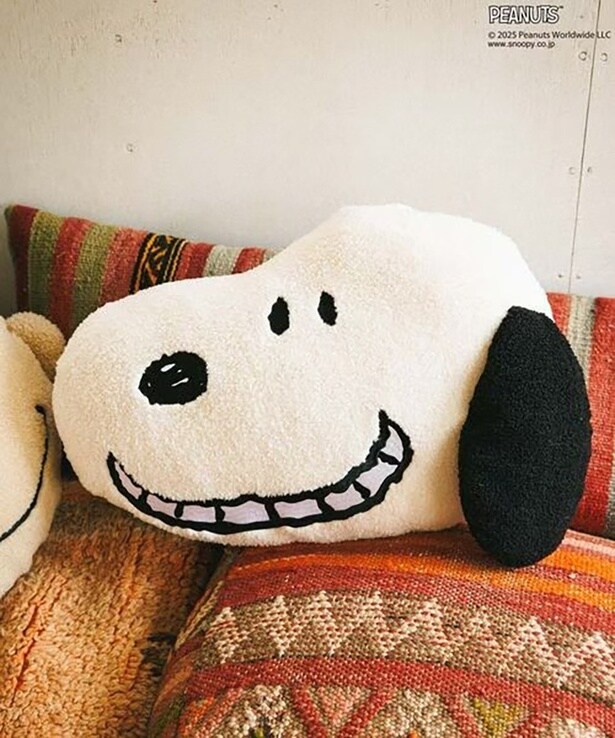 「【PEANUTS×BAYFLOW】FACEクッション(WEB限定)(スヌーピー)」(3900円)