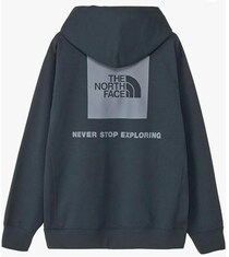 背中で語る、ノースフェイス。快適さと存在感を両立した定番パーカ【ザノースフェイス】のパーカーがAmazonに登場中‼