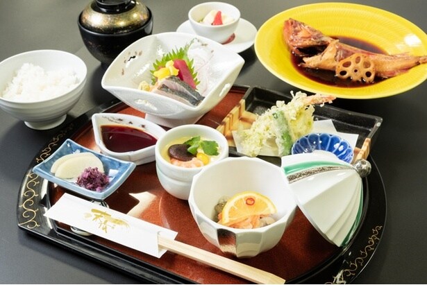 「末広膳」※写真は料理の一例でイメージ