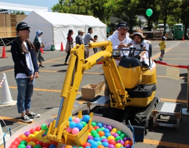 遠隔操作に試乗まで！建設機械を体験できる特別イベントが渋谷キャストで11月23日に開催