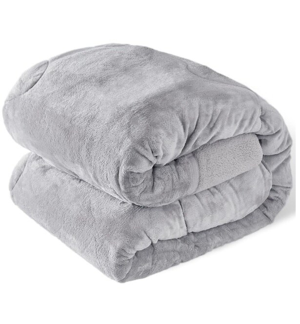 毛布と布団がひとつに。1枚で叶える、贅沢なぬくもり【アイリスプラザ】の毛布がAmazonに登場中‼