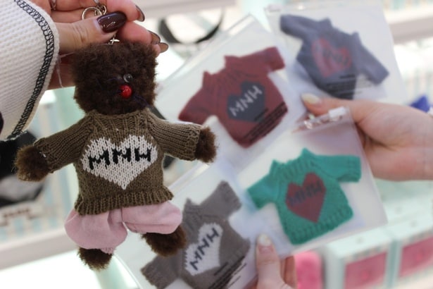 MNH ハートニット(1650円)